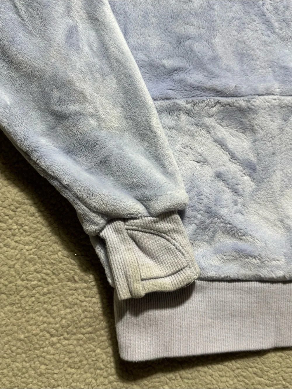 Athleta Girl Hoodie Girls XS (6) Light Blue Soft Fleece Front Pocket Sweater Top